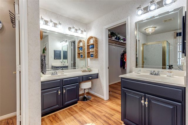 507 Clear Creek Meadows Drive, League City, TX 77573