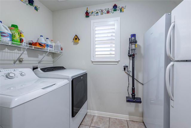 507 Clear Creek Meadows Drive, League City, TX 77573