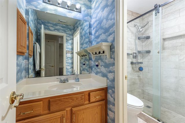 507 Clear Creek Meadows Drive, League City, TX 77573