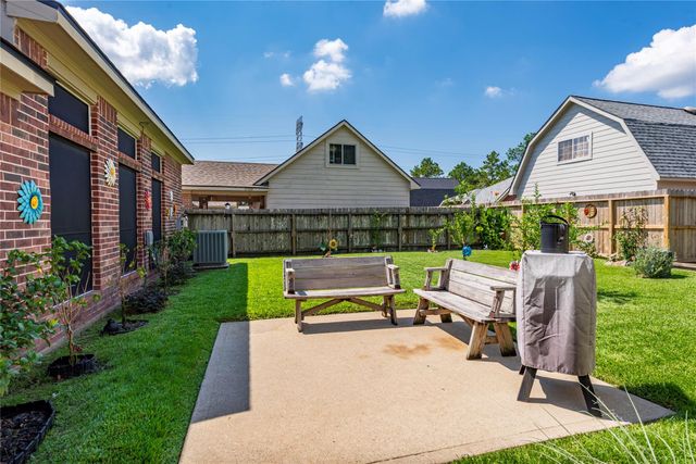 507 Clear Creek Meadows Drive, League City, TX 77573