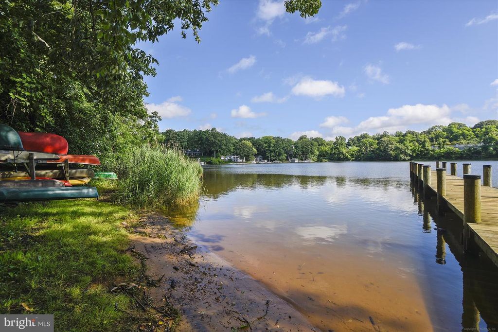 233 FARRAGUT RD, Annapolis, MD 21401