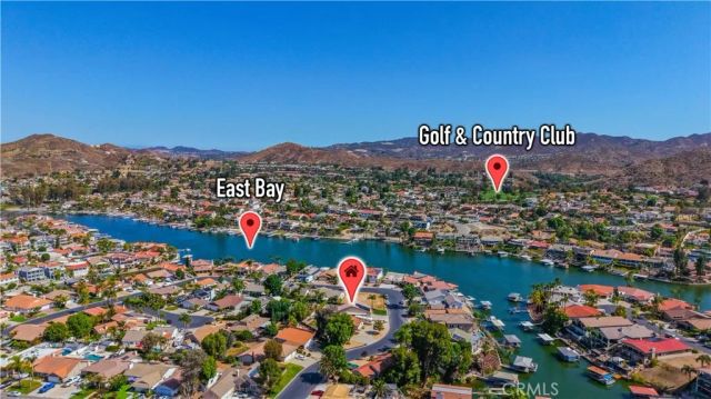 30150 Cove View Street, Canyon Lake, CA 92587