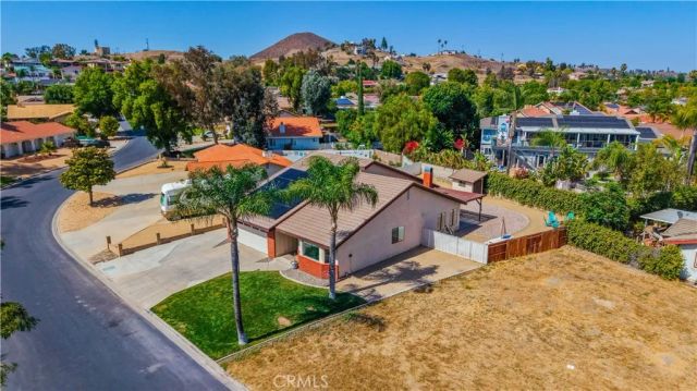 30150 Cove View Street, Canyon Lake, CA 92587