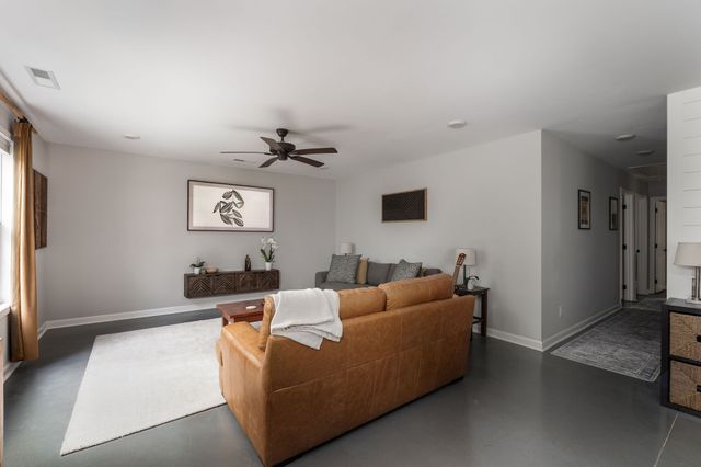 711 RIDGECREST DRIVE, Clarksville, TN 37040