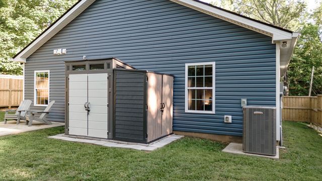 711 RIDGECREST DRIVE, Clarksville, TN 37040