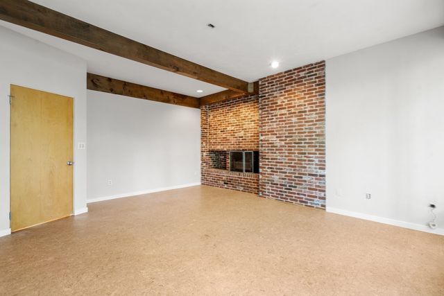 688 Annursnac Hill, Concord, MA 01742
