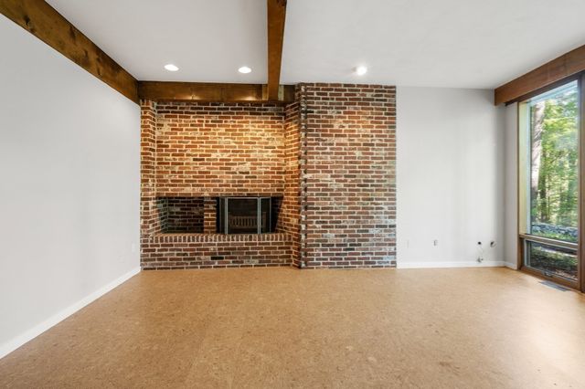 688 Annursnac Hill, Concord, MA 01742