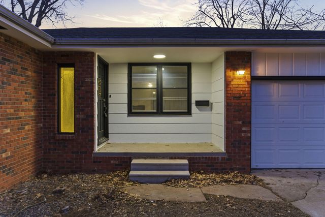 3301 South Avenue, Springfield, MO 65807