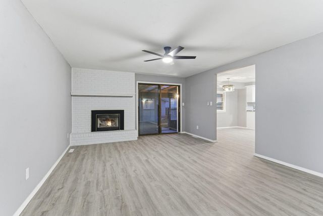 3301 South Avenue, Springfield, MO 65807