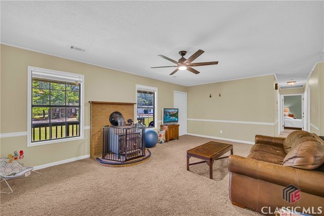 198 Bedford Drive, Hull, GA 30646