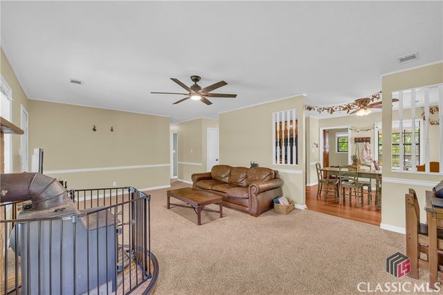 198 Bedford Drive, Hull, GA 30646