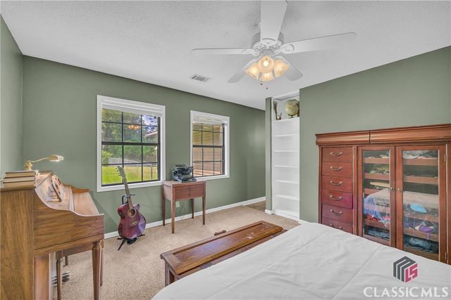 198 Bedford Drive, Hull, GA 30646