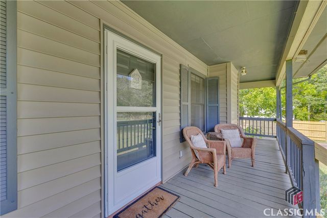 198 Bedford Drive, Hull, GA 30646