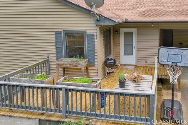 198 Bedford Drive, Hull, GA 30646