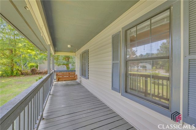198 Bedford Drive, Hull, GA 30646