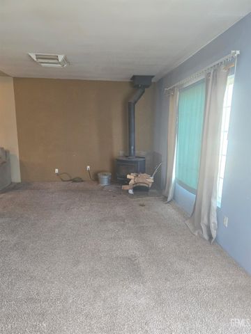 2020 Kem, Lake Isabella, CA 93240