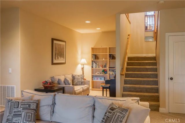 173 Grizzly Road, Lake Arrowhead, CA 92352