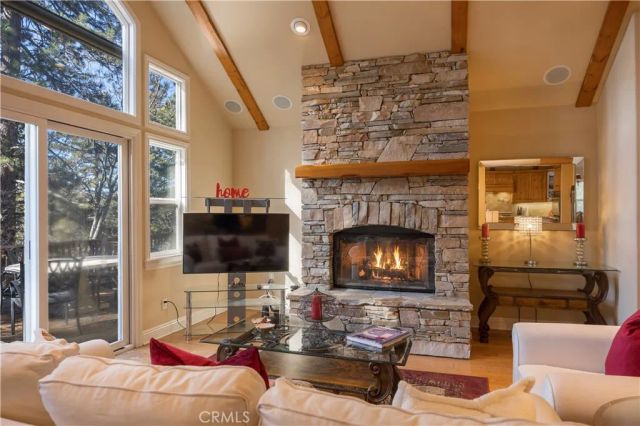 173 Grizzly Road, Lake Arrowhead, CA 92352