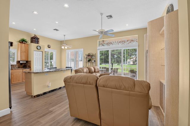 6565 VIA TRENTO, Delray Beach, FL 33446