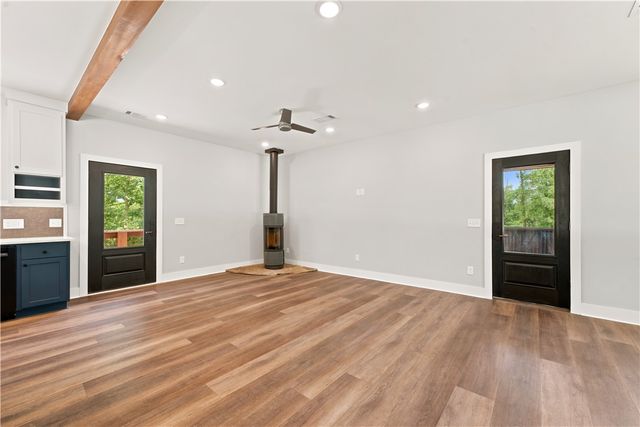 23 Topcliffe Lane, Bella Vista, AR 72715