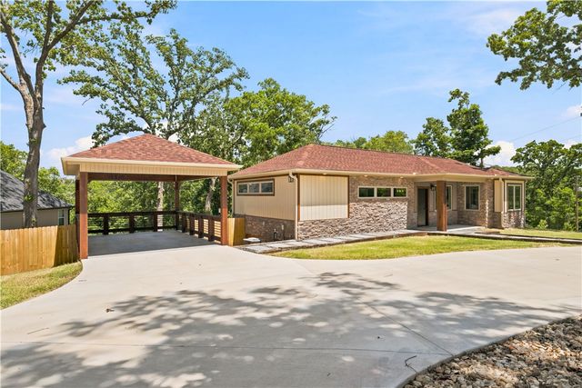 23 Topcliffe Lane, Bella Vista, AR 72715