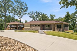 23 Topcliffe Lane, Bella Vista, AR 72715