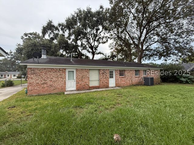 4027 Shell Point Rd, Beaufort, SC 29906