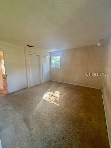 4027 Shell Point Rd, Beaufort, SC 29906