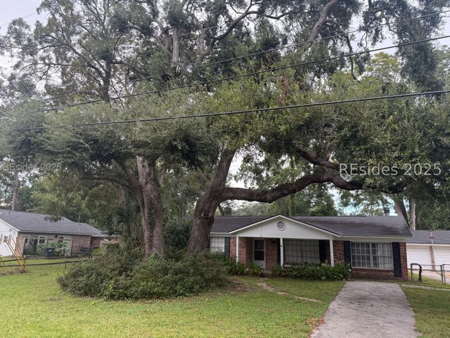 4027 Shell Point Rd, Beaufort, SC 29906