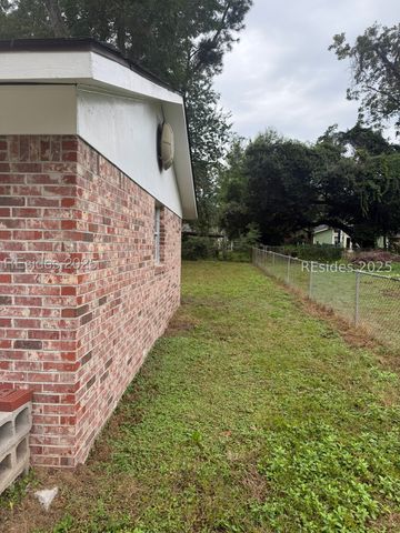 4027 Shell Point Rd, Beaufort, SC 29906