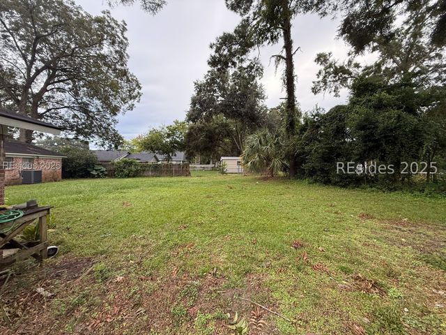 4027 Shell Point Rd, Beaufort, SC 29906