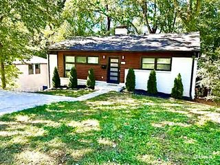 4910 Valley Stream Road, Charlotte, NC 28209