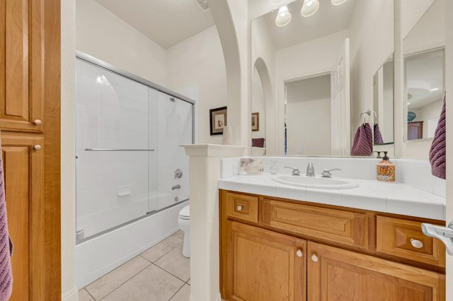 8610 San Lucas Cir, Roseville, CA 95747