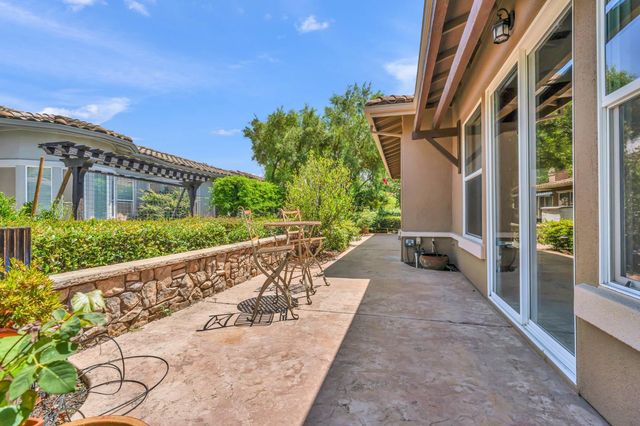 8610 San Lucas Cir, Roseville, CA 95747