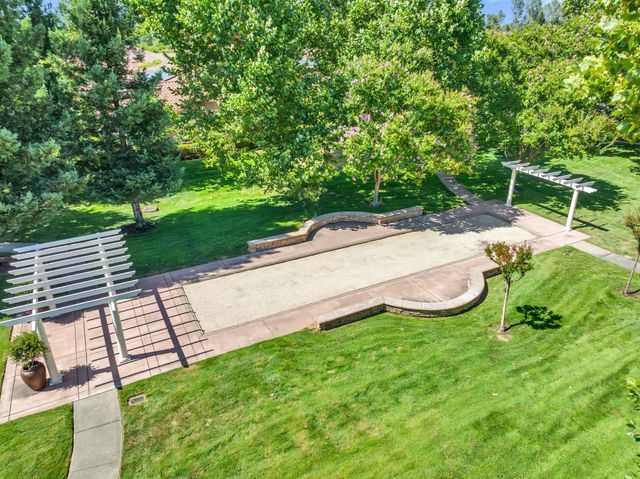 8610 San Lucas Cir, Roseville, CA 95747
