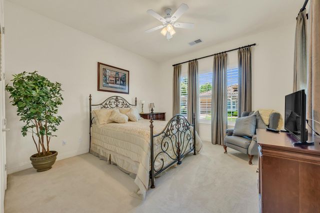 8610 San Lucas Cir, Roseville, CA 95747