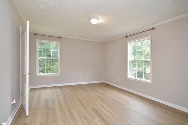 579 Daventon Road, Honea Path, SC 29654