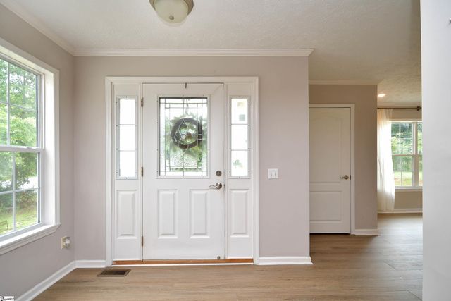 579 Daventon Road, Honea Path, SC 29654