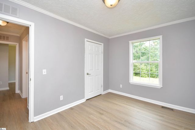 579 Daventon Road, Honea Path, SC 29654