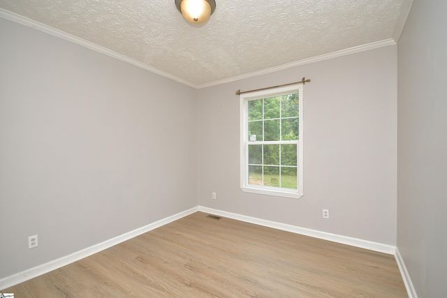 579 Daventon Road, Honea Path, SC 29654