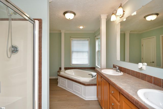 579 Daventon Road, Honea Path, SC 29654