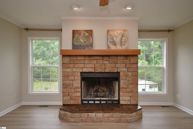 579 Daventon Road, Honea Path, SC 29654