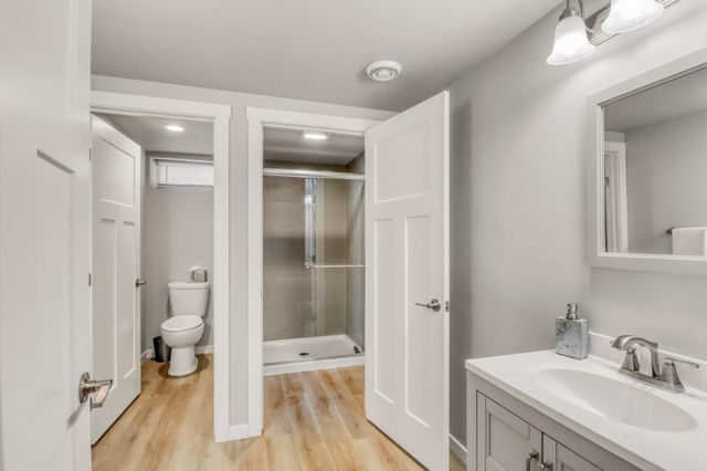 2402 Broadway N, Fargo, ND 58102