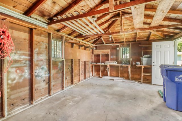 2402 Broadway N, Fargo, ND 58102