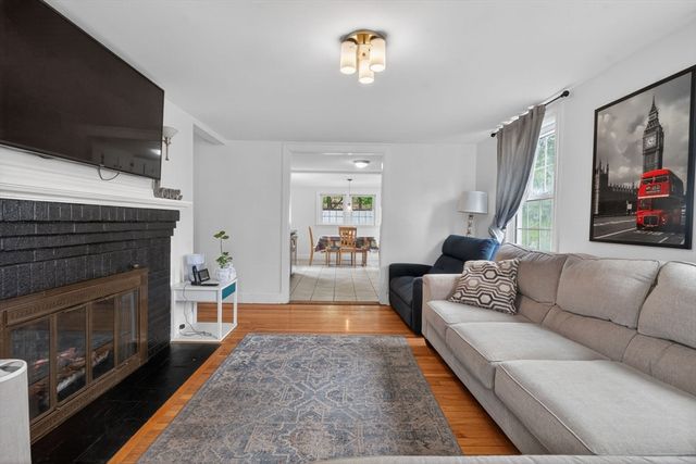 239 Washington Street, Norwood, MA 02062