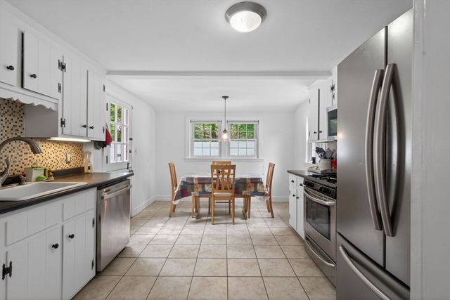 239 Washington Street, Norwood, MA 02062