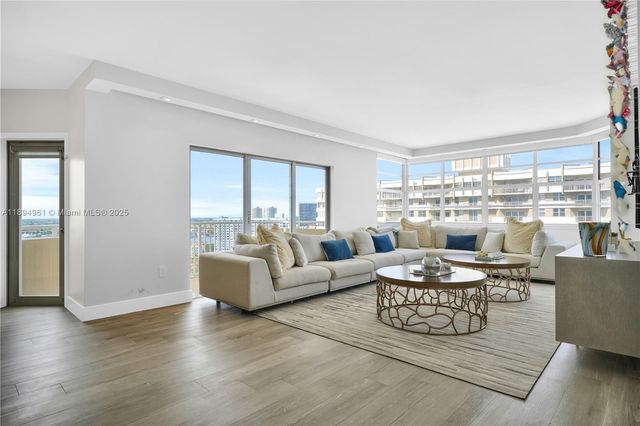 1985 S Ocean Dr 17F, Hallandale Beach, FL 33009