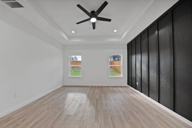 3005 Hanna Avenue, Fort Worth, TX 76106