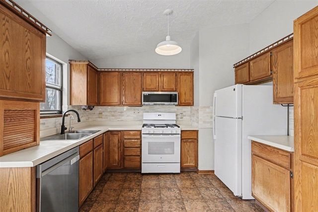 4207 Lum Street, Portage, MI 49002