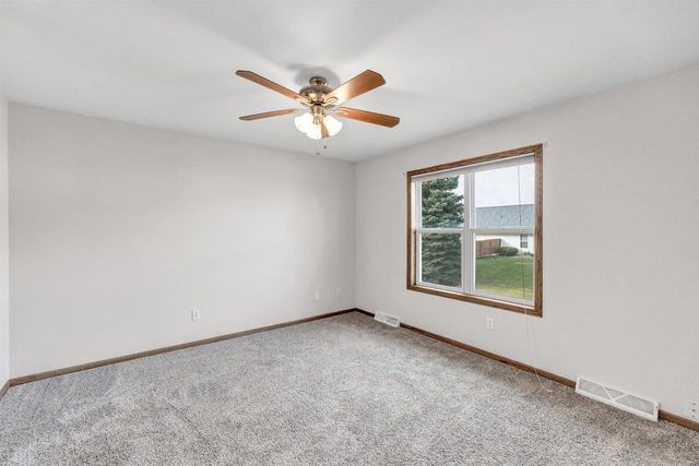 1264 FRANCO COURT, De Pere, WI 54115